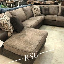 Sectional Couch with Chaise By Benchcraft Furniture  Ottoman And Oversized Chair Sold Separately 💛