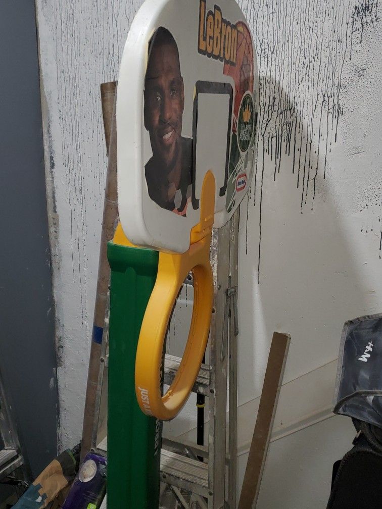 Kids Basketball Goal