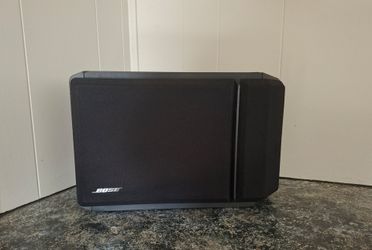 Single BOSE 201 Series IV Direct-Reflecting Speaker