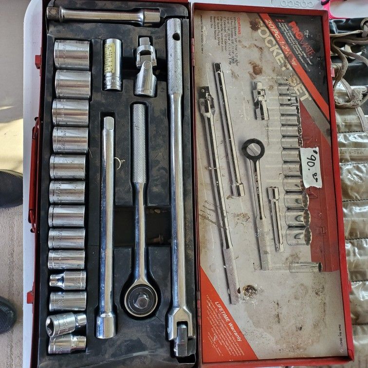 Socket Set