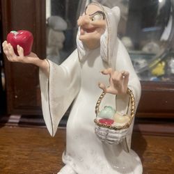 Lenox Try An Apple Darlie Figure