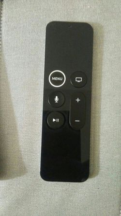 APPLE TV SIRI 4TH GENERATION REMOTE CONTROL A1962. GOOD CONDITION