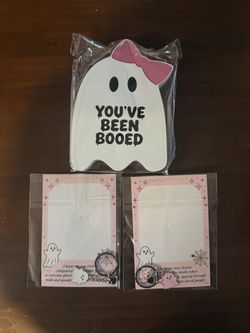 Pink Halloween Items