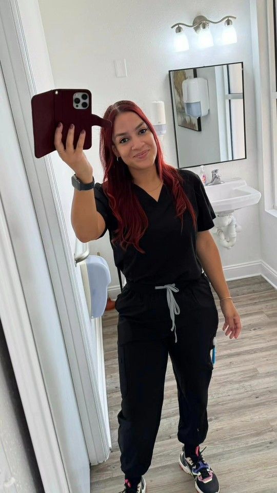 scrubs set 