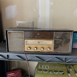 Working Vintage Radio