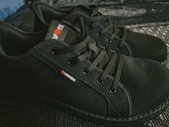 NEW' Steel toe shoes