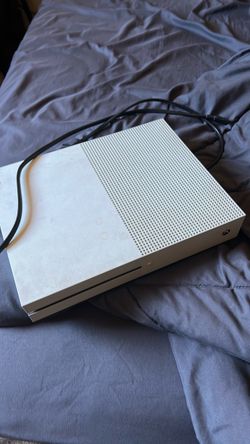 Xbox One (with power cord)