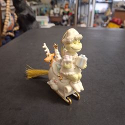 Lenox Dr Seuss "Merry Grinchmas To All" Grinch Ornament W/Sleigh & Reindeer. 24K Gold Accents 3.5"H X 2.75"L Mint Condition