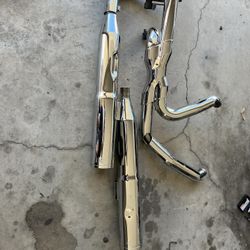 Harley Davidson Vance And Hines Exhaust 