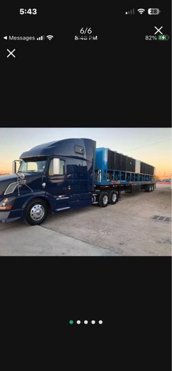 2012 Volvo VNL 670 automatic with sleeper