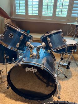 5-Piece Drum Set