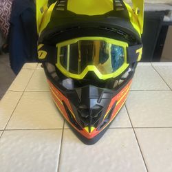 Dirtbike BILT Helmet 