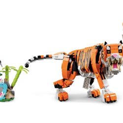 Built LEGO Tiger 