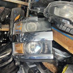 2015 Silverado 1500 Right Headlight 
