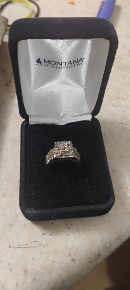 Beautiful Engagement Ring 