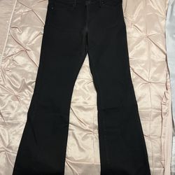 Women’s Levi’s Jeans 