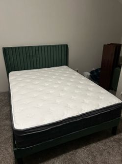 Bedroom suite