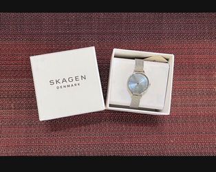 Price Just Dropped: Skagen  Anita Lille Three-Hand Silver-Tone Stainless Steel Strap Watch, 30mm (Pick up🛒 In Bellevue) *Check out my Other Posts 🎁