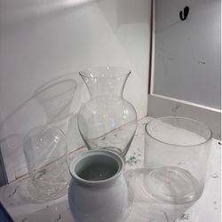 4 glass vases