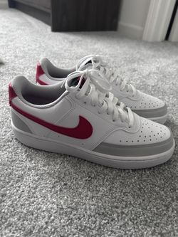 Women’s Nikes
