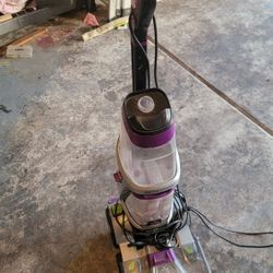 Bissell carpet cleaner