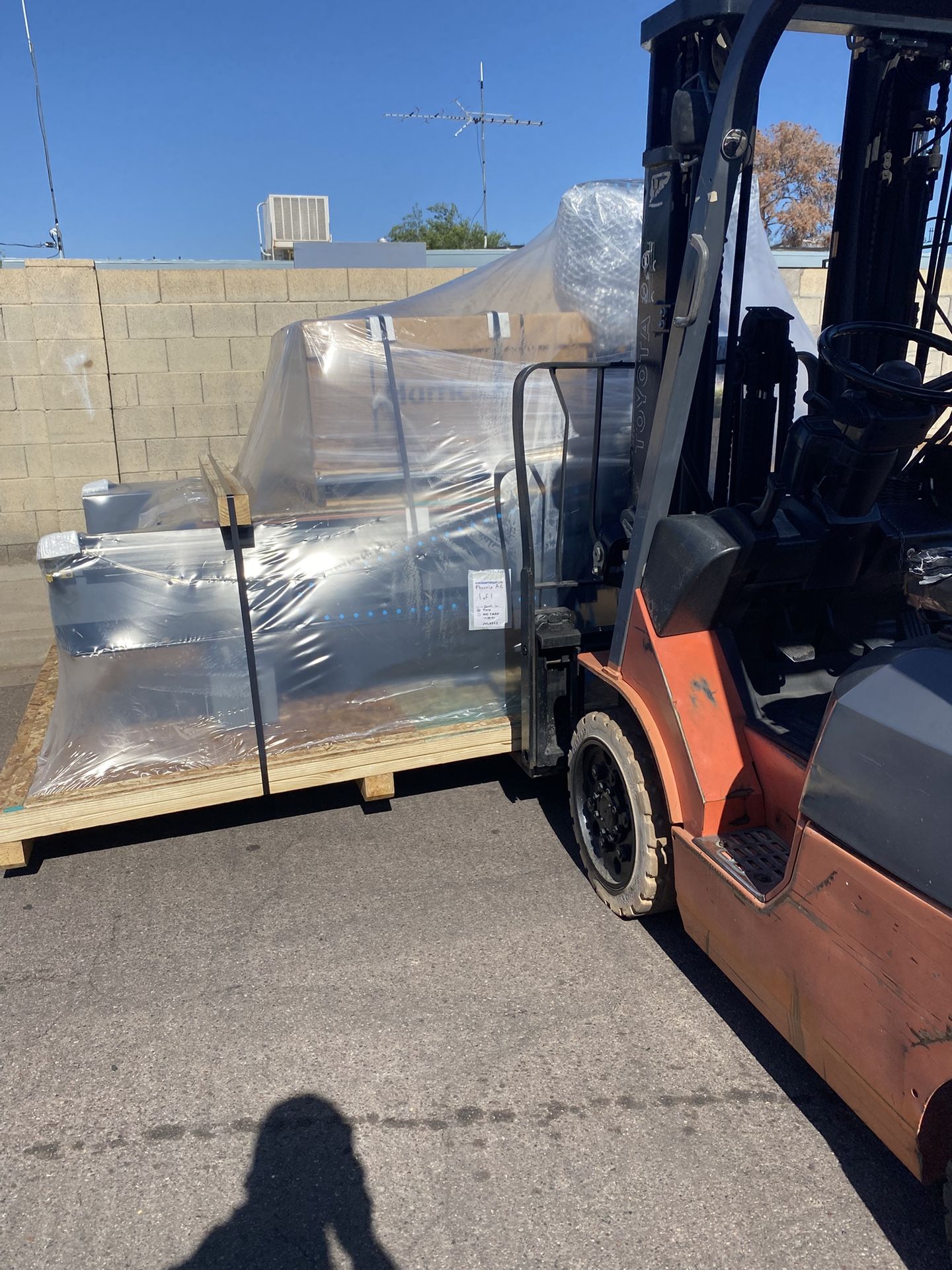 Fork Truck & Pallet Jack Available With Operator.