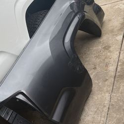 TOYOTA TACOMA RIGHT DIDE PASSANGER SIDE BED PANEL LONG BED 6 FEET ORIGINAL AND GENUINE PARTS EXCELLENT CONDITION $350 PLEASE ONLY SERIOUS BUYERS