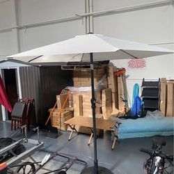 New 7.5 ft Patio Umbrella, Outdoor Umbrella with Push Button Tilt Crank  NO BASE