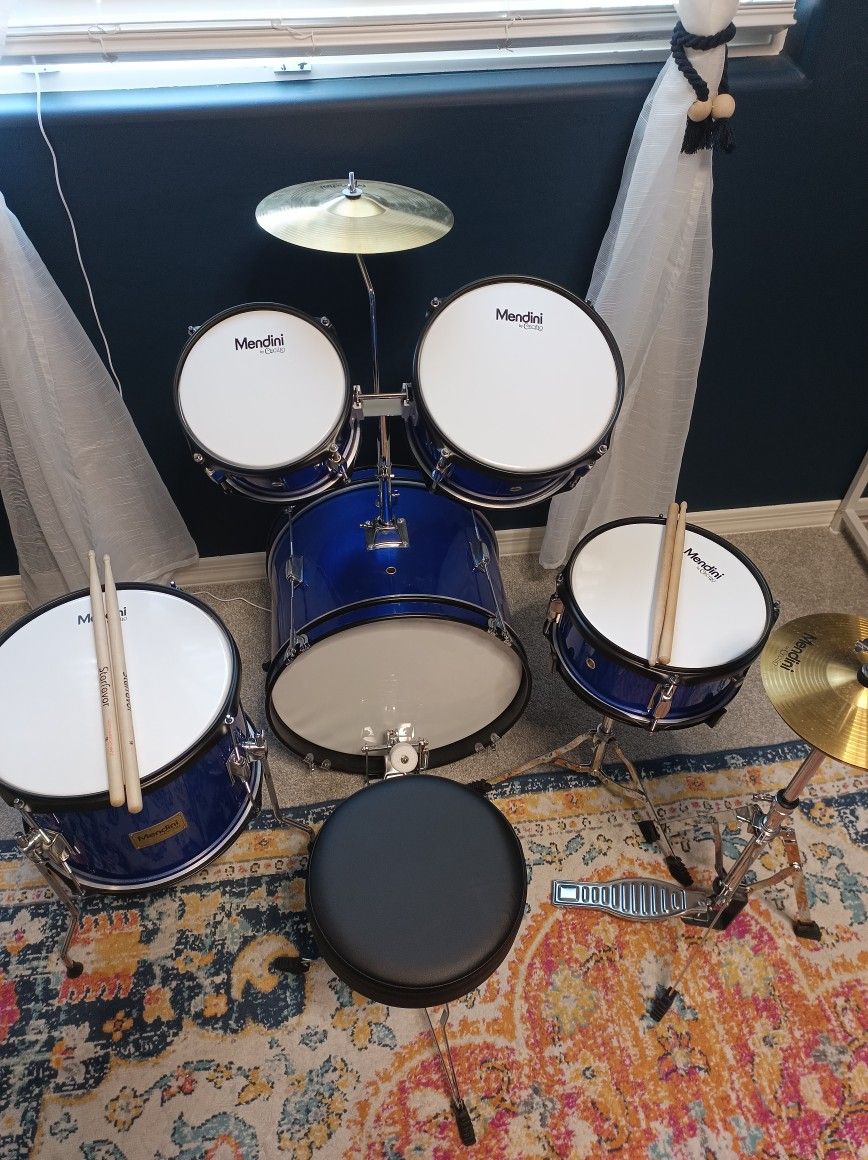 Junior Drum Set Mendini