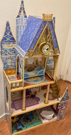 Princess doll house / casa de princesas