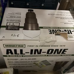 All in one hanging feeder