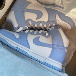 DUNKS BRAND NEW