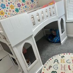 Twin Size Castle Loft Bed 
