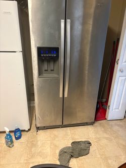 Up-to-date stainless steel side-by-side refrigerator