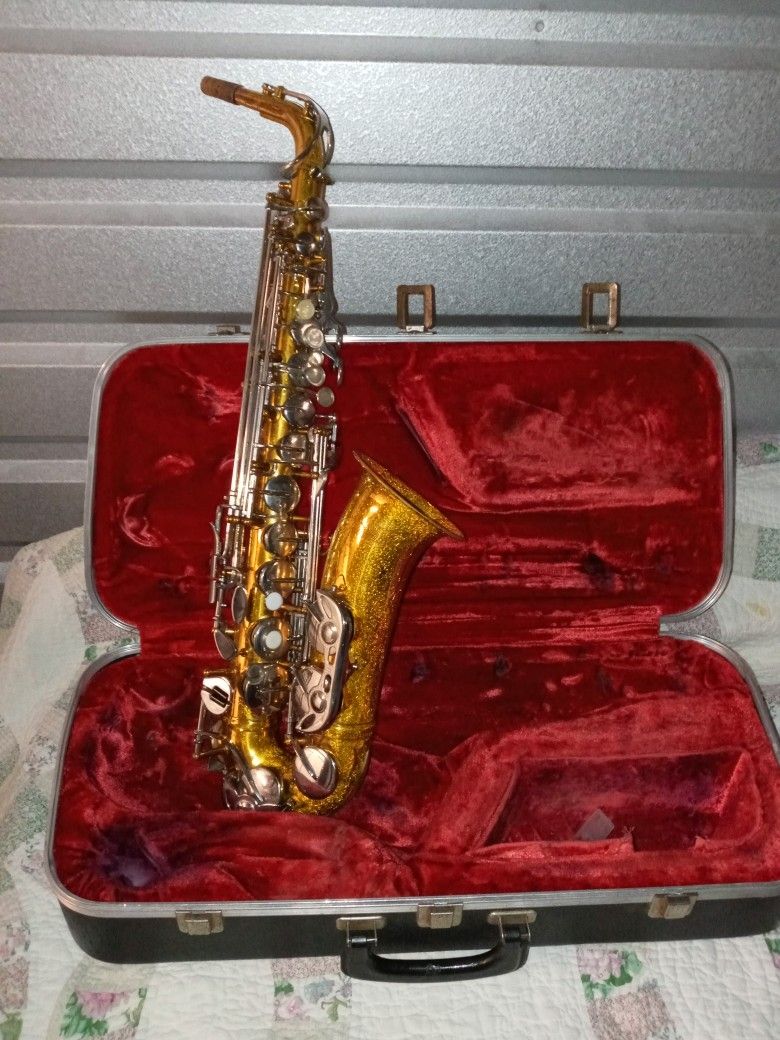 Armstrong Saxophone With Case