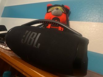 JBL boombox 3