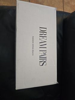 Dream Pairs Fashion Within Reach for woman, USA size 8 brawn color 