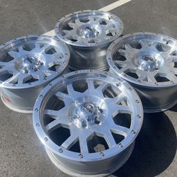 Like New Ultra 20” Machined ~ The Boss ~ 6 lug Rims ~6x5.5 Wheels