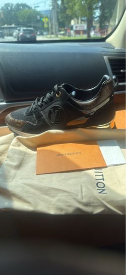 Women’s Louie’s