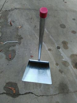 Dust pan heavy duty