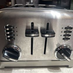 Cuisiniart 4 Slices Toaster 