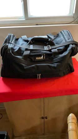 Carryon black