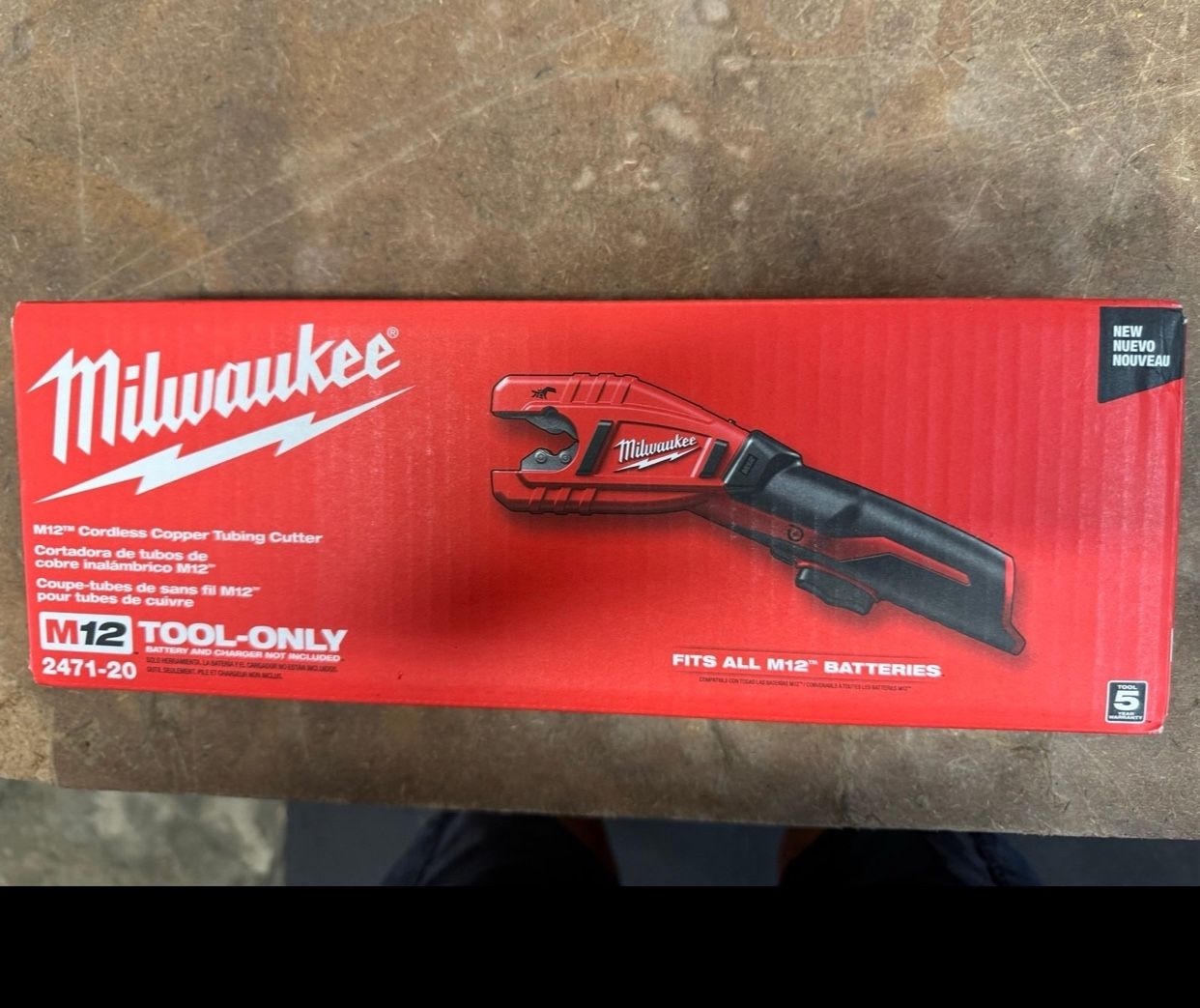 Milwaukee New Copper Tubing Cutter m12
