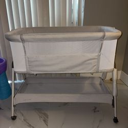 Angel Bliss Basinett