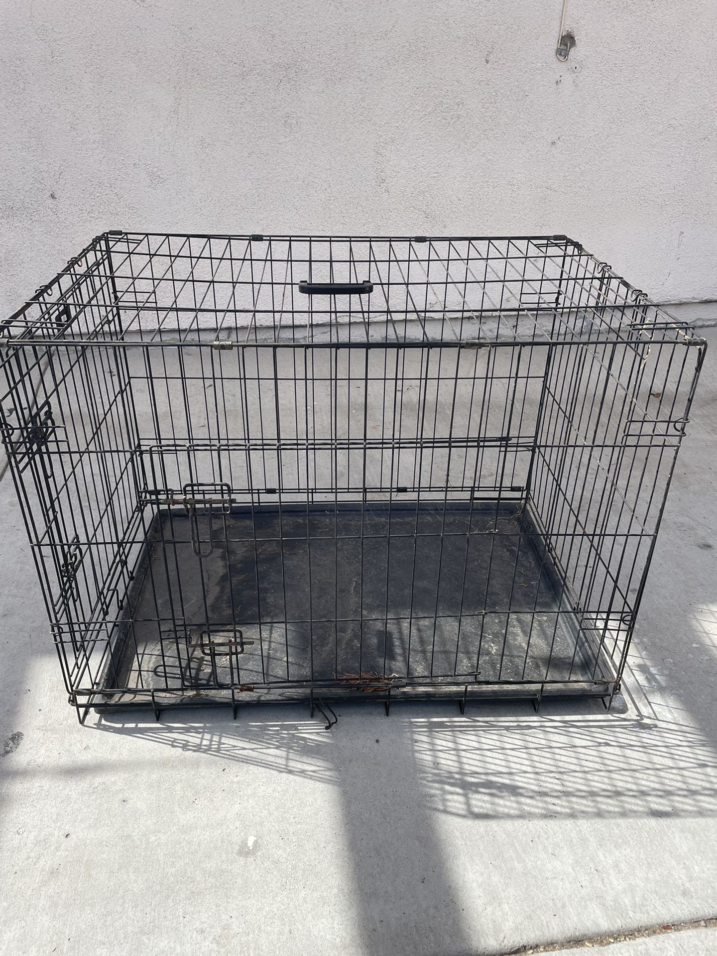 Medium dog cage