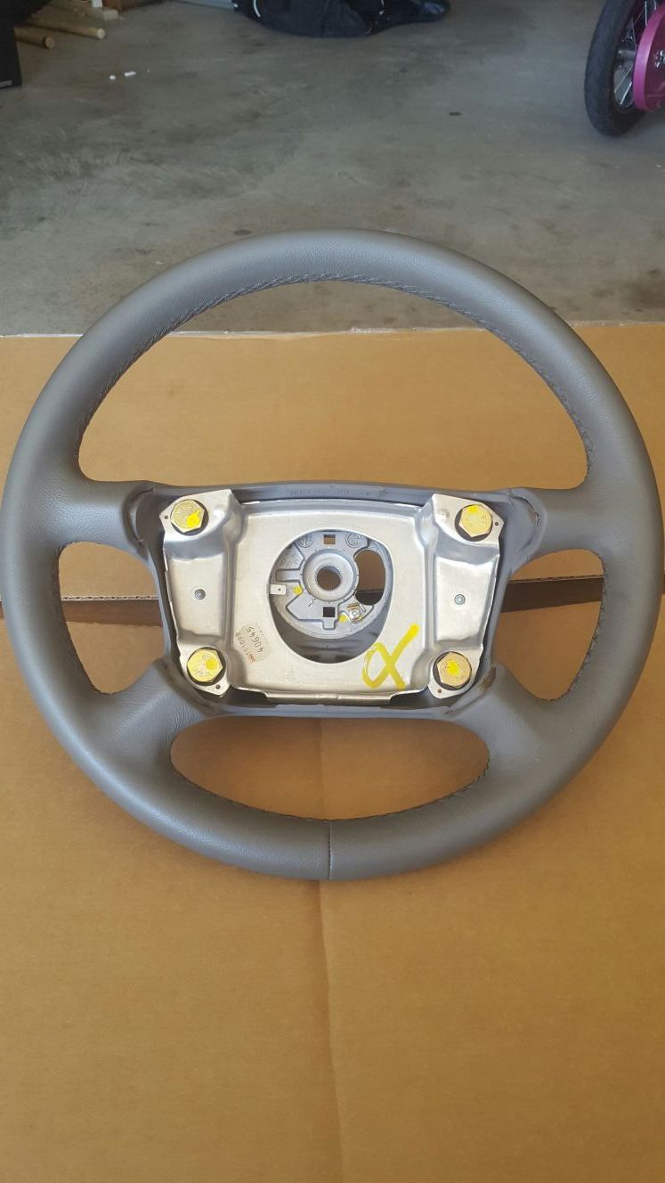 1999 Porsche steering wheel
