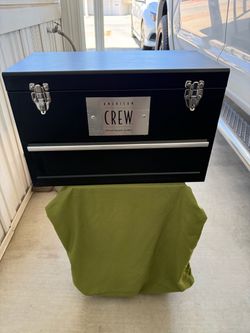 Grooming storage box