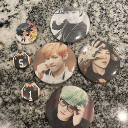 K-pop Button/pin Assortment. 7 Pcs Total. The Smallest Is 1” & The Largest Is 2.25” Diameter. Lot 2