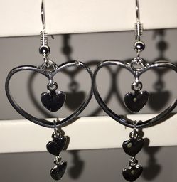 Heart silver earrings