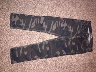 Camo Pants 32X30 Skinny